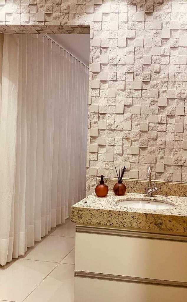 2 Qts.| 4 Hosp. | Ao Lado Do Goiania Shopping Daire Dış mekan fotoğraf