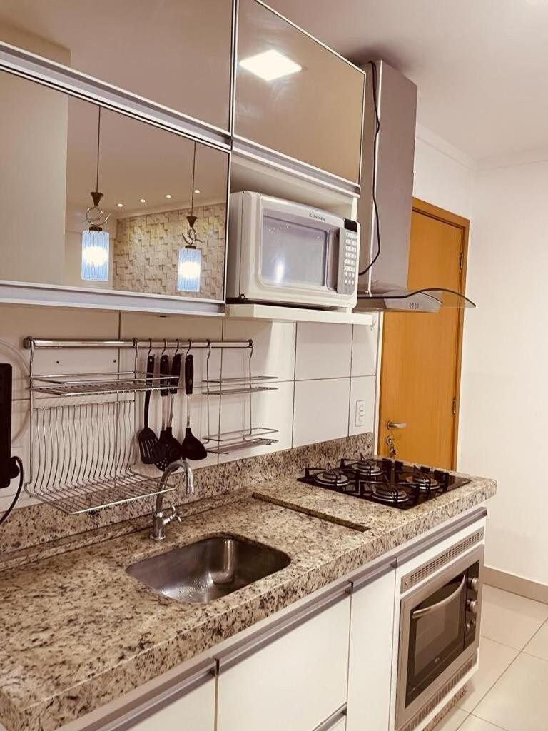 2 Qts.| 4 Hosp. | Ao Lado Do Goiania Shopping Daire Dış mekan fotoğraf