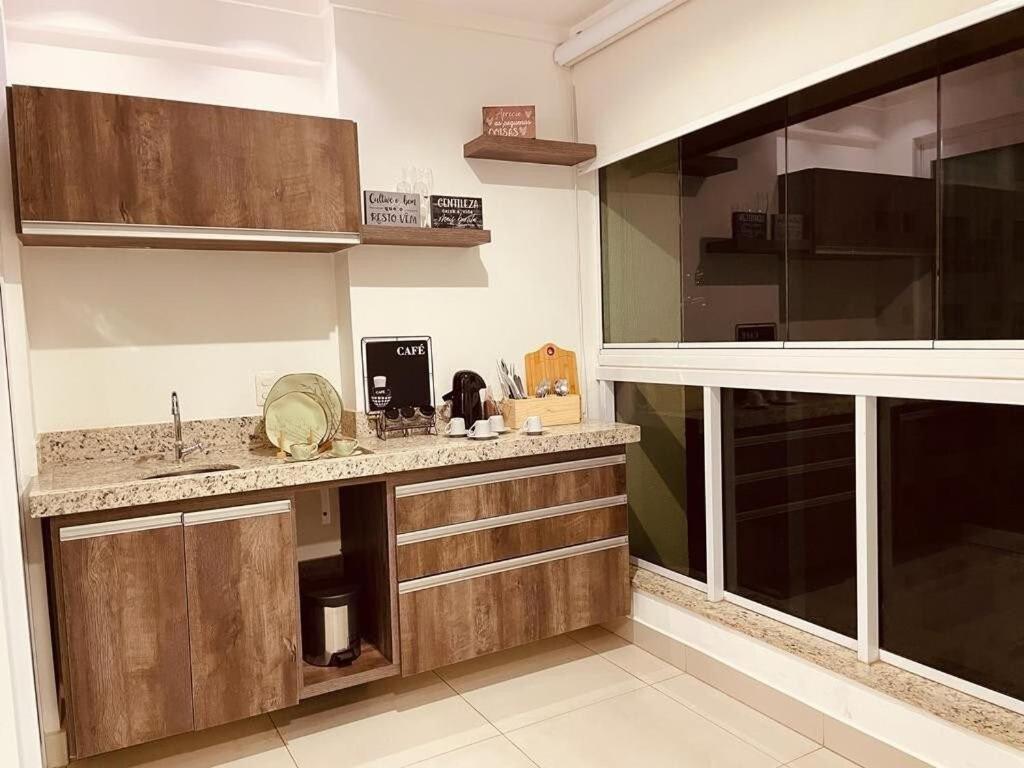 2 Qts.| 4 Hosp. | Ao Lado Do Goiania Shopping Daire Dış mekan fotoğraf