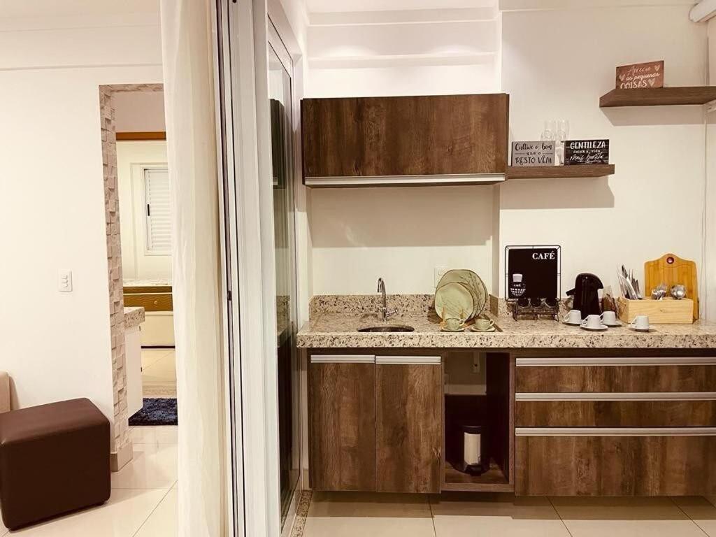 2 Qts.| 4 Hosp. | Ao Lado Do Goiania Shopping Daire Dış mekan fotoğraf