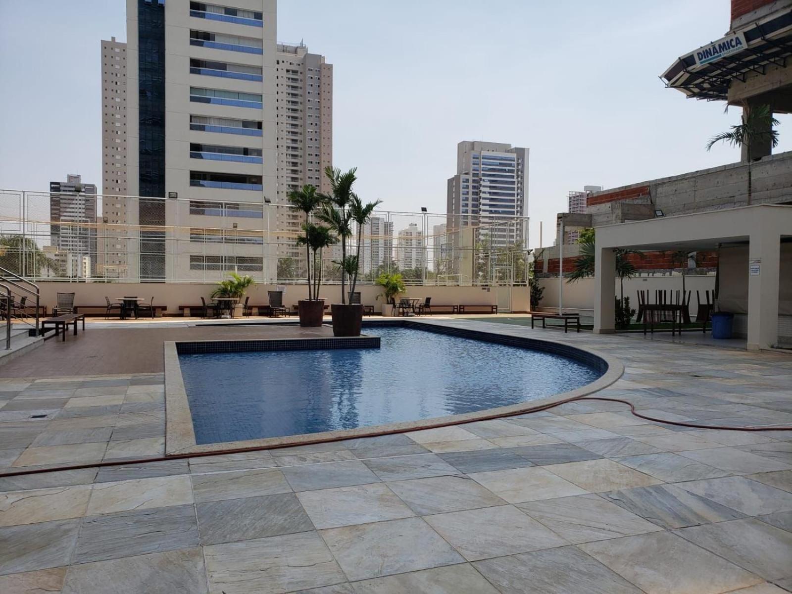 2 Qts.| 4 Hosp. | Ao Lado Do Goiania Shopping Daire Dış mekan fotoğraf