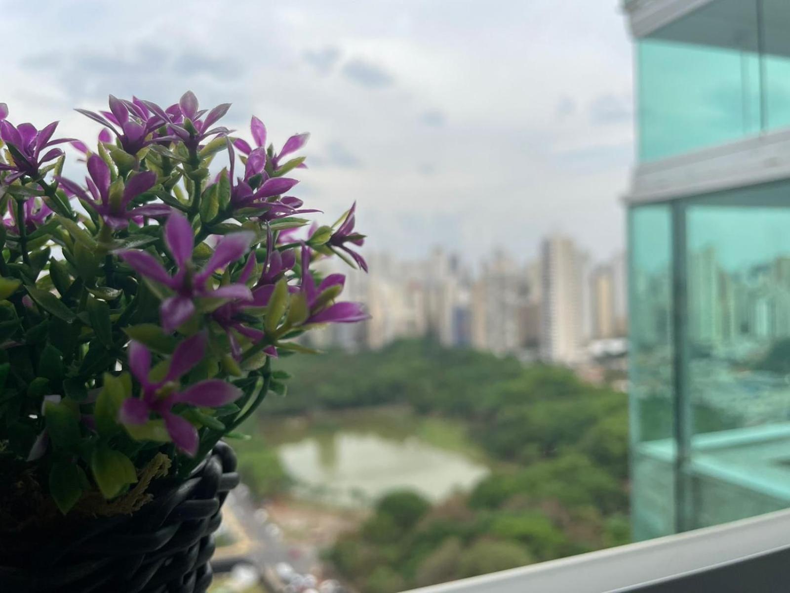 2 Qts.| 4 Hosp. | Ao Lado Do Goiania Shopping Daire Dış mekan fotoğraf